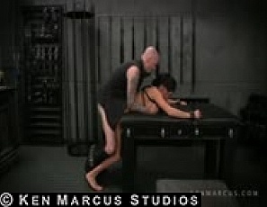 ariella_devon_01
